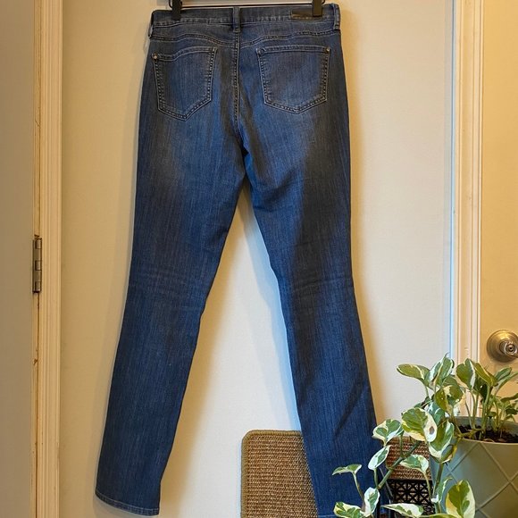 DKNY Soho Skinny Jeans - Picture 3 of 15